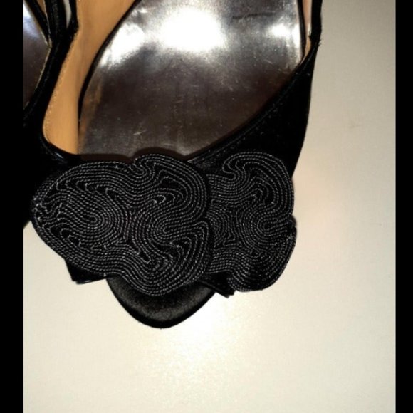 Badgley Mischka platform shoes - Picture 4 of 5